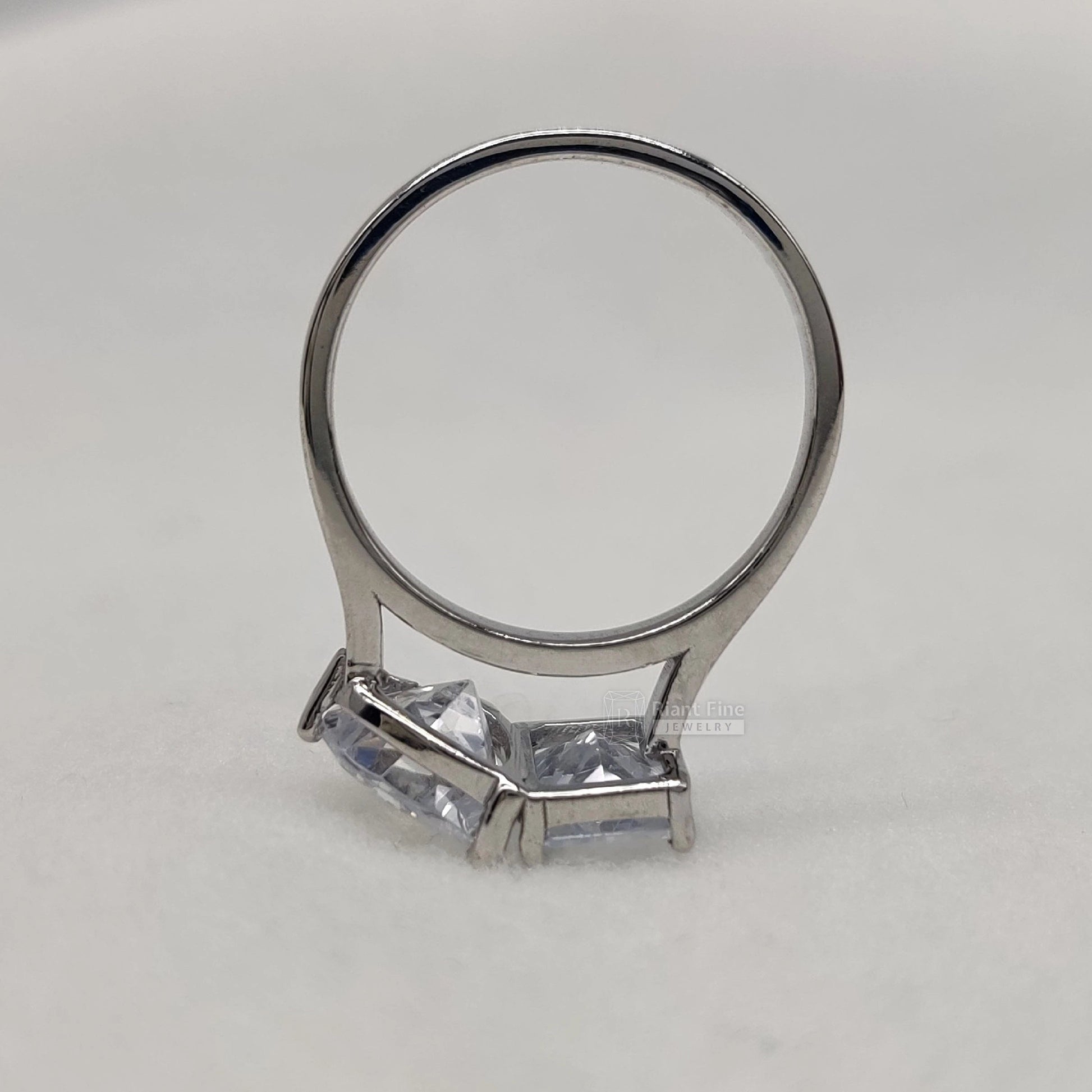 Toi Et Moi Lab Grown Diamond Wedding Ring in 14K Gold - Riant Fine Jewelry LLC