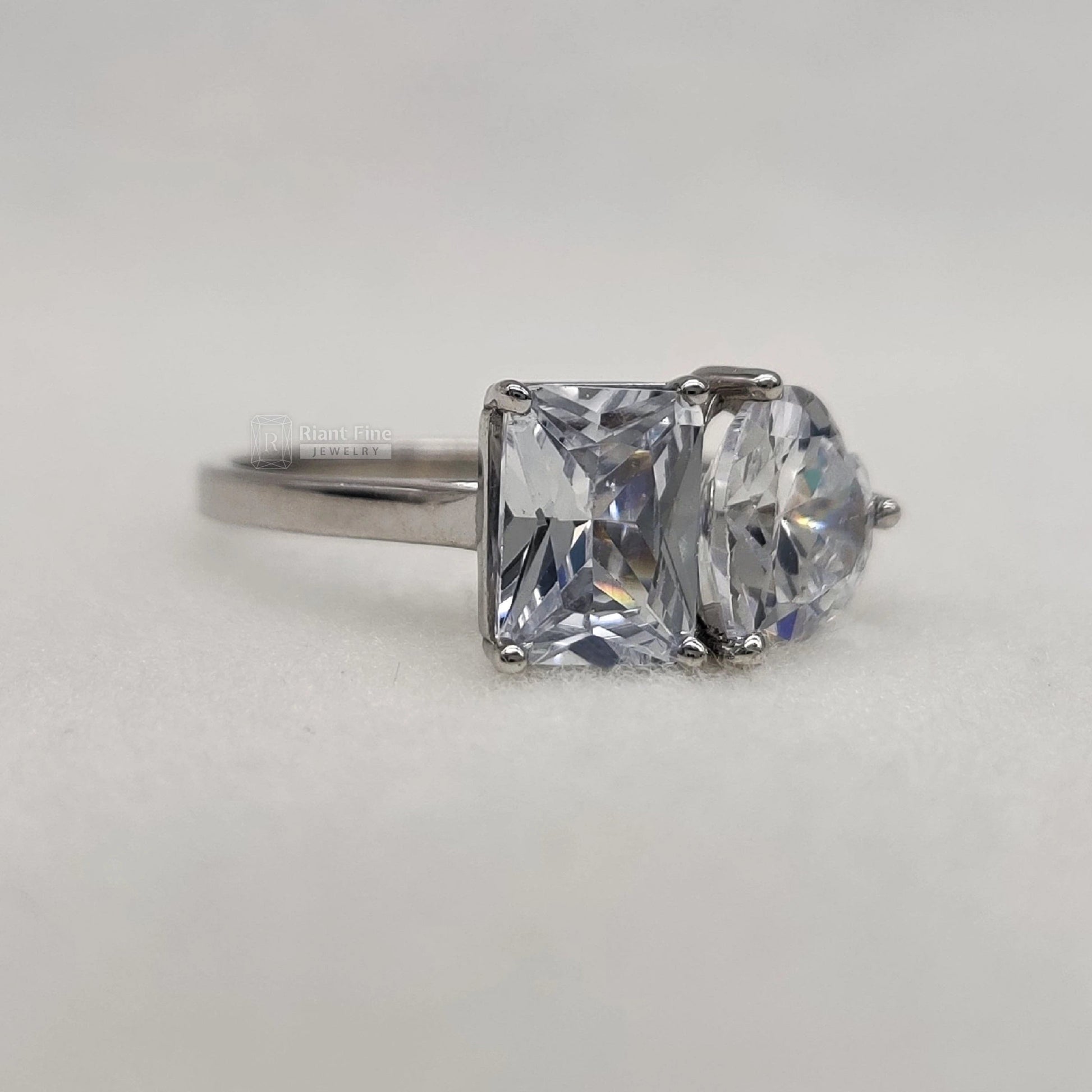 Toi Et Moi Lab Grown Diamond Wedding Ring in 14K Gold - Riant Fine Jewelry LLC