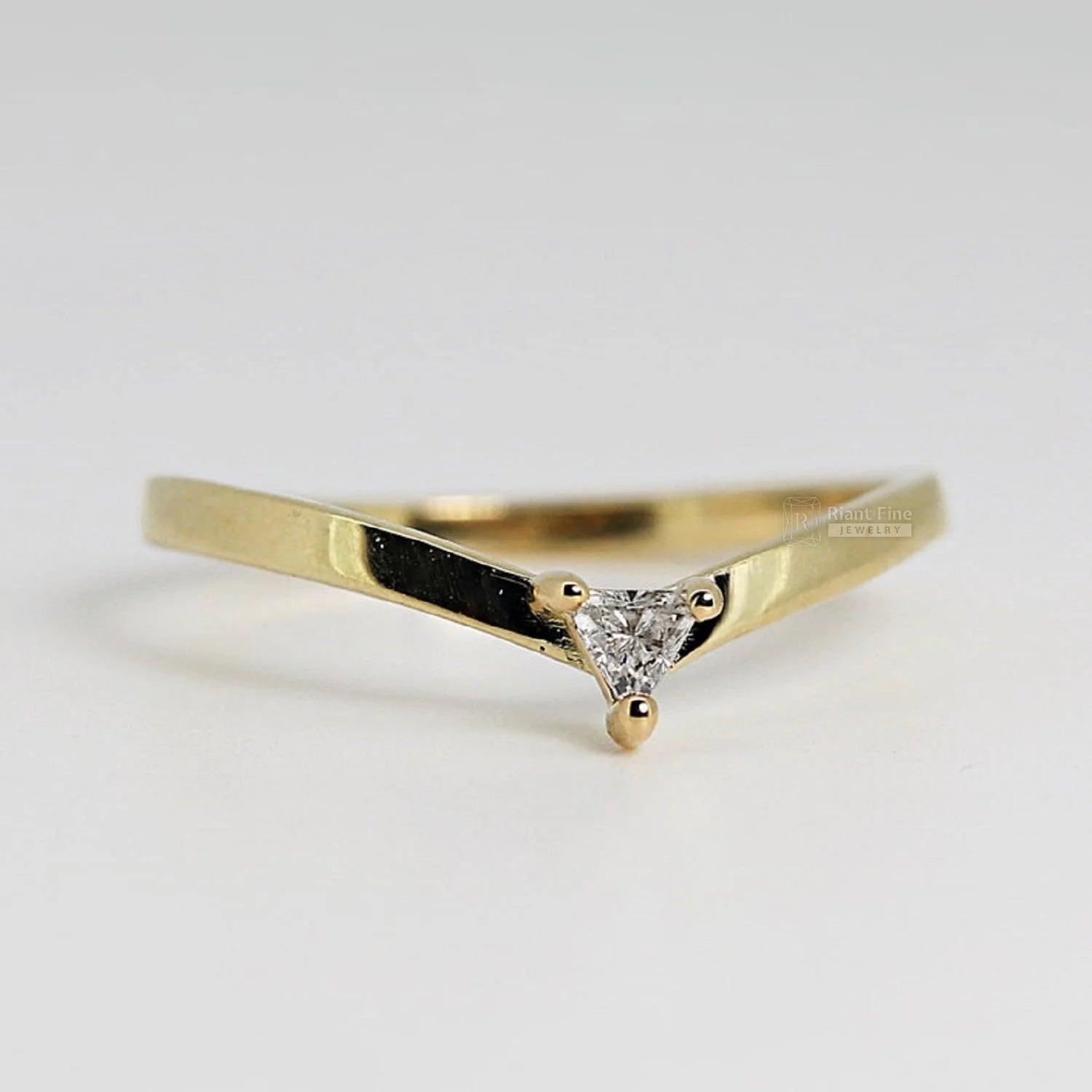 Triangle Lab Diamond V Shape Wedding Band in 14K Gold - Riant Fine Jewelry LLC