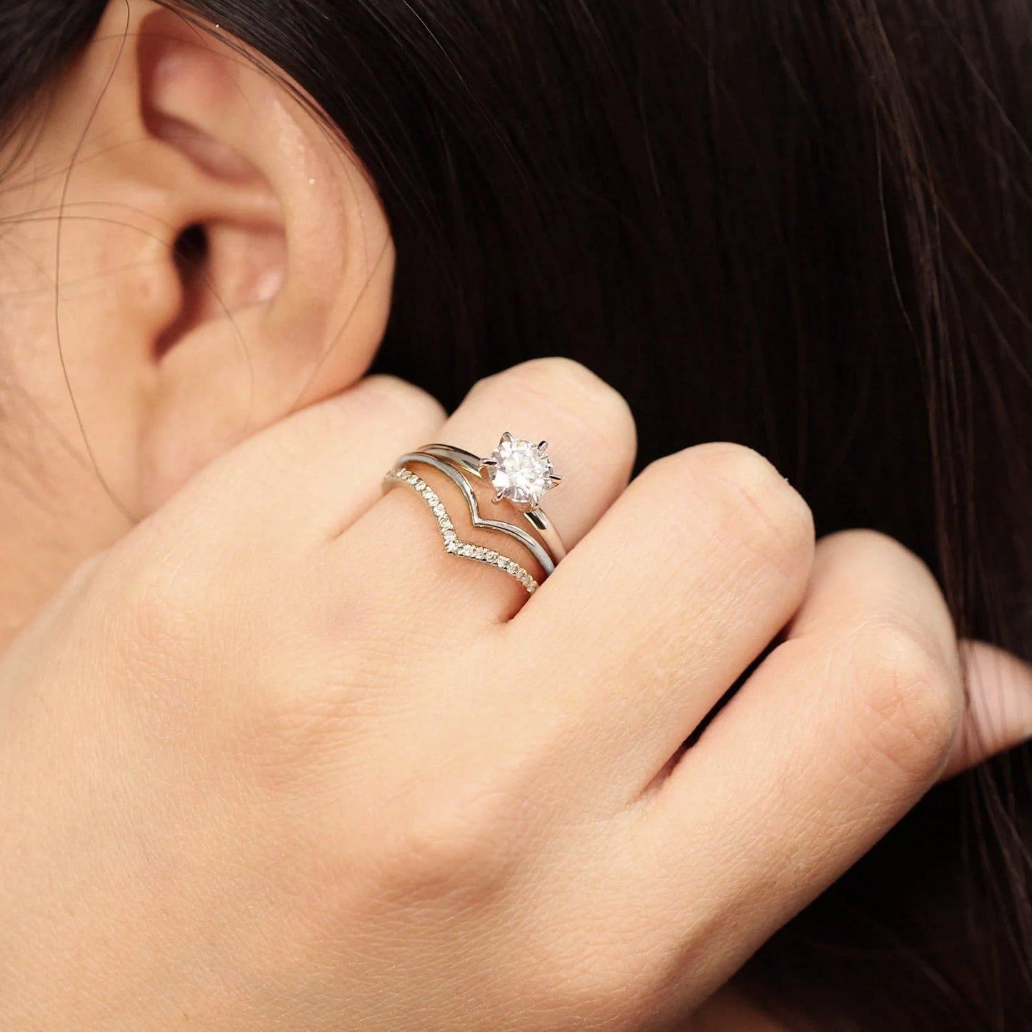 V Shape Round Cut Diamond Curved Wedding Band - Riant Fine Jewelry LLC