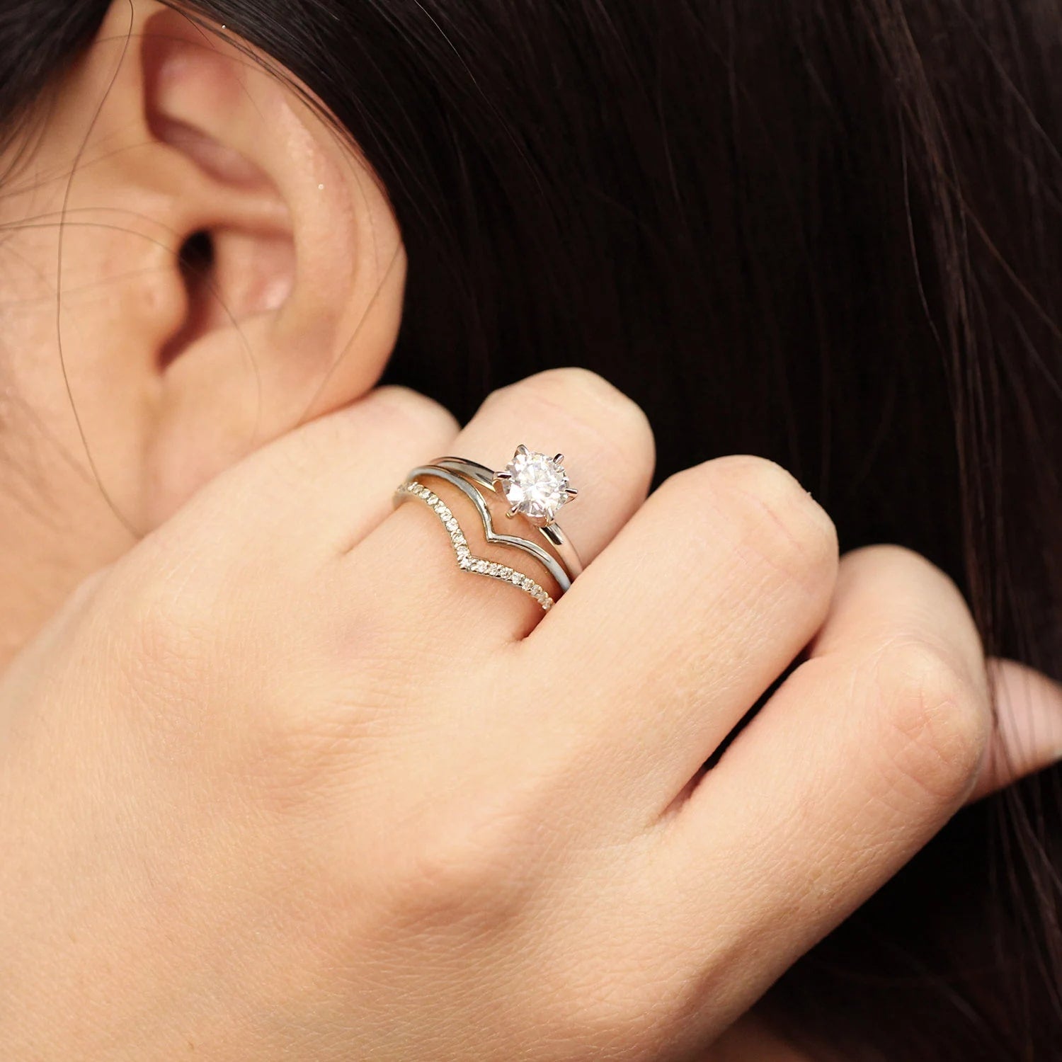 V Shape Round Cut Diamond Curved Wedding Band - Riant Fine Jewelry LLC