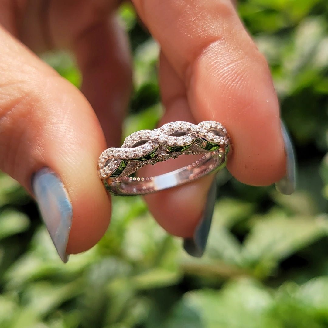 Vintage Infinity Lab Grown Diamond Wedding Band in White Gold - Riant Fine Jewelry LLC