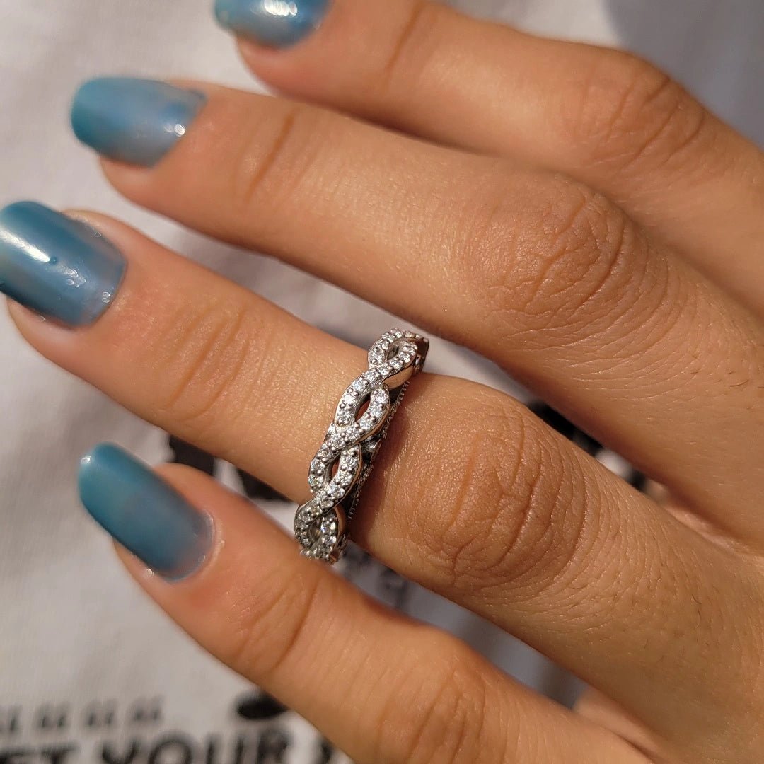 Vintage Infinity Lab Grown Diamond Wedding Band in White Gold - Riant Fine Jewelry LLC