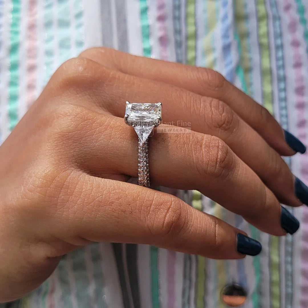 3 Ct Radiant Cut Diamond Ring Close-up