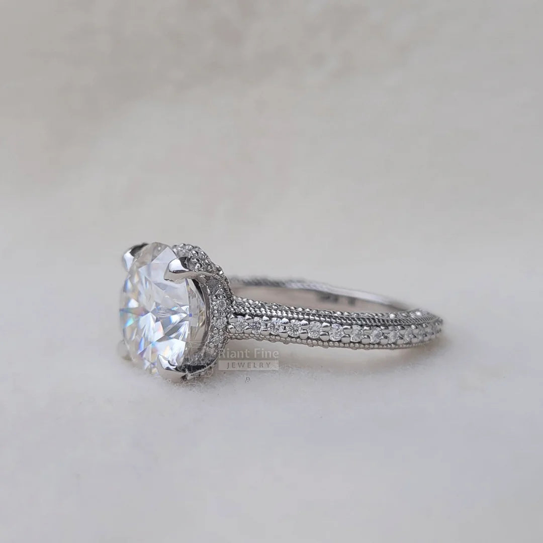 Vintage Round Cut Moissanite Ring