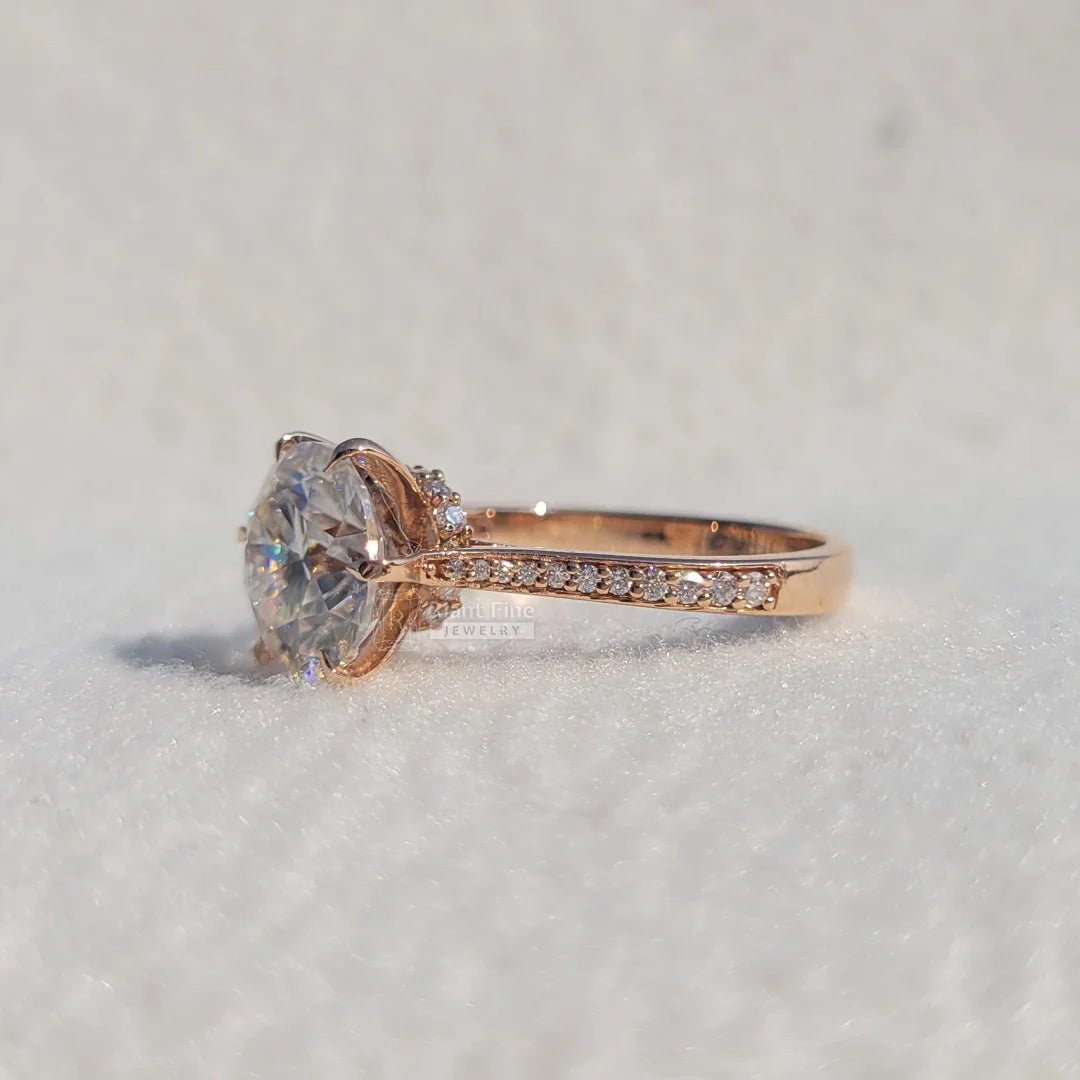 Vintage Round Diamond Gold Hidden Halo Engagement Ring - Riant Fine Jewelry