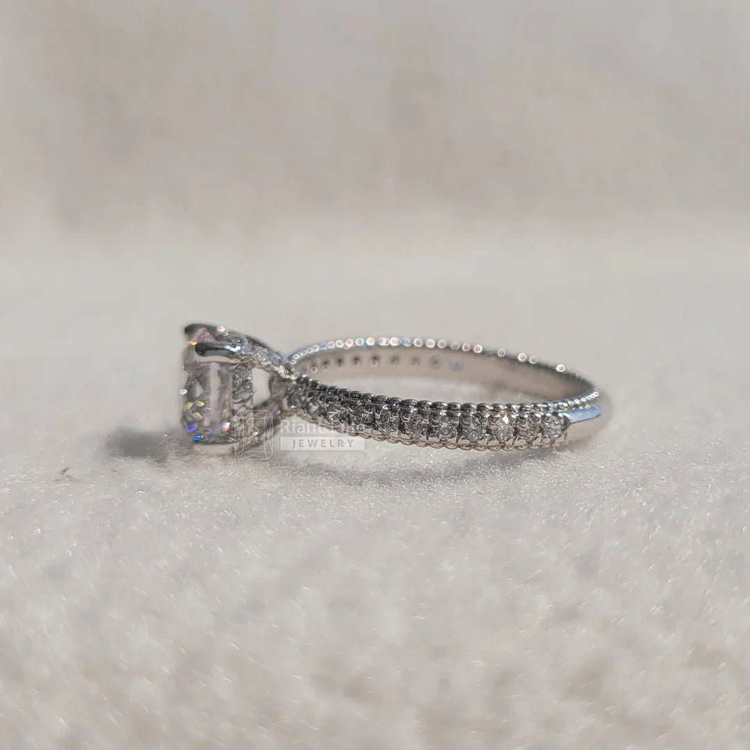 Vintage Round Diamond Hidden Halo Engagement Ring - Riant Fine Jewelry