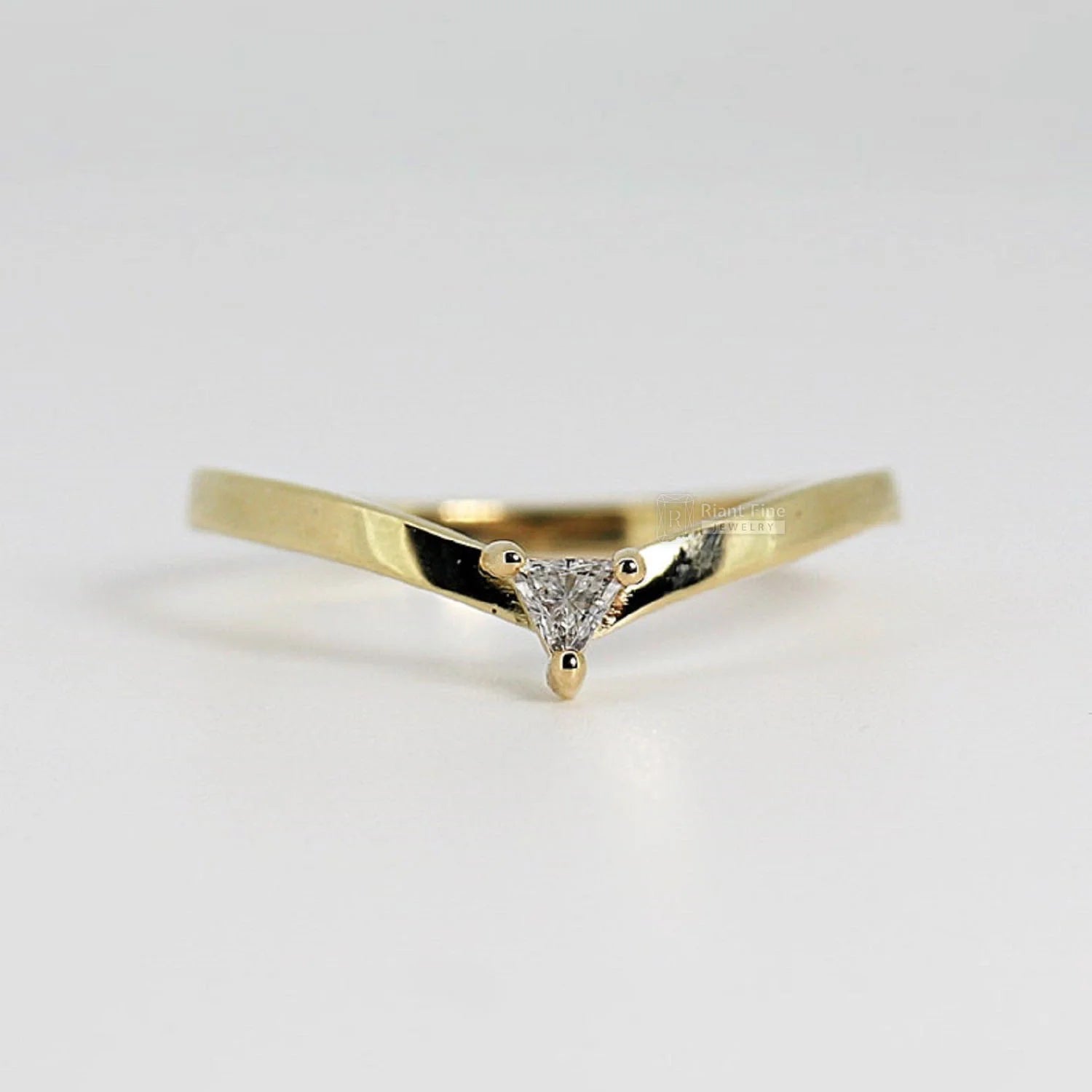 v shape wedding band