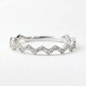 Zig Zag Style Round Lab Diamond Half Eternity Band